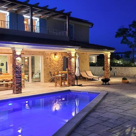 Villa Alara - Charming Villa With Heated Swimming Pool Milohnici Extérieur photo